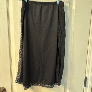 Lorraine | VTG Womens Small Black Slip Skirt Lace Side Slits Nylon Fairy Goth